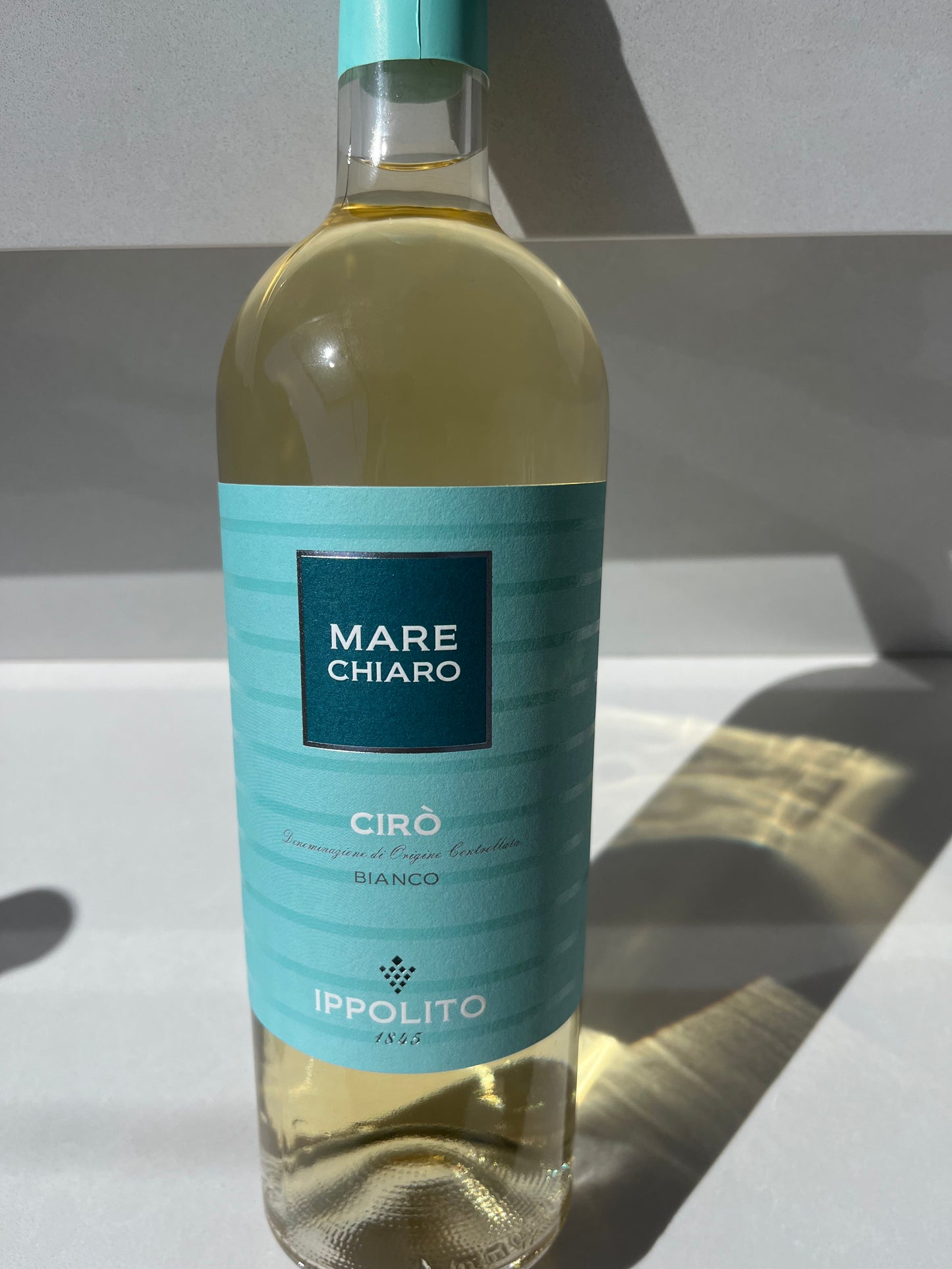 2024 Ippolito Mare Chiaro Ciro Bianco